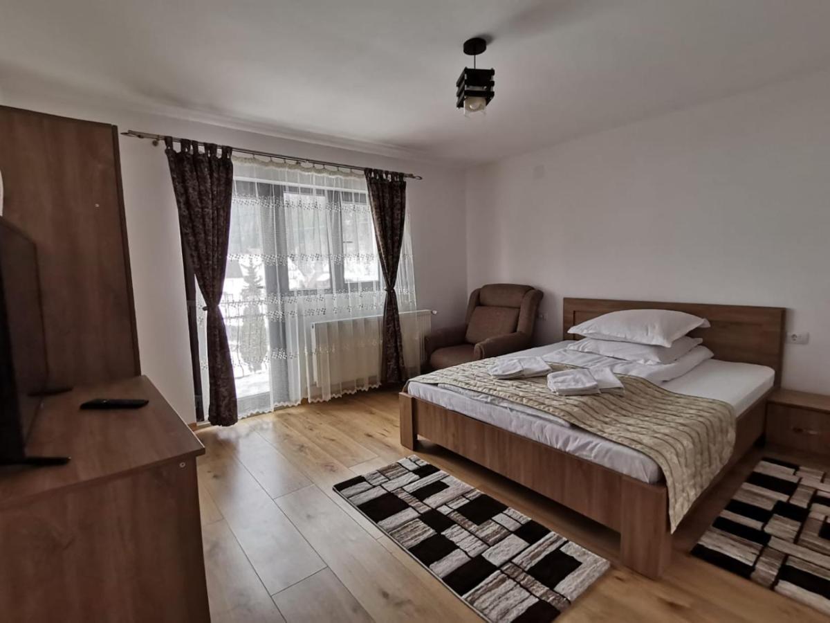 Casa Dana Olteanu Hotel Moeciu De Sus Eksteriør billede
