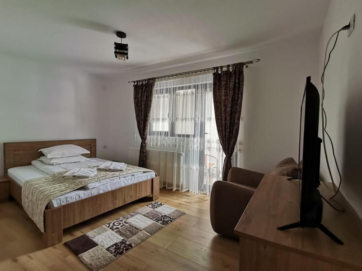 Casa Dana Olteanu Hotel Moeciu De Sus Eksteriør billede