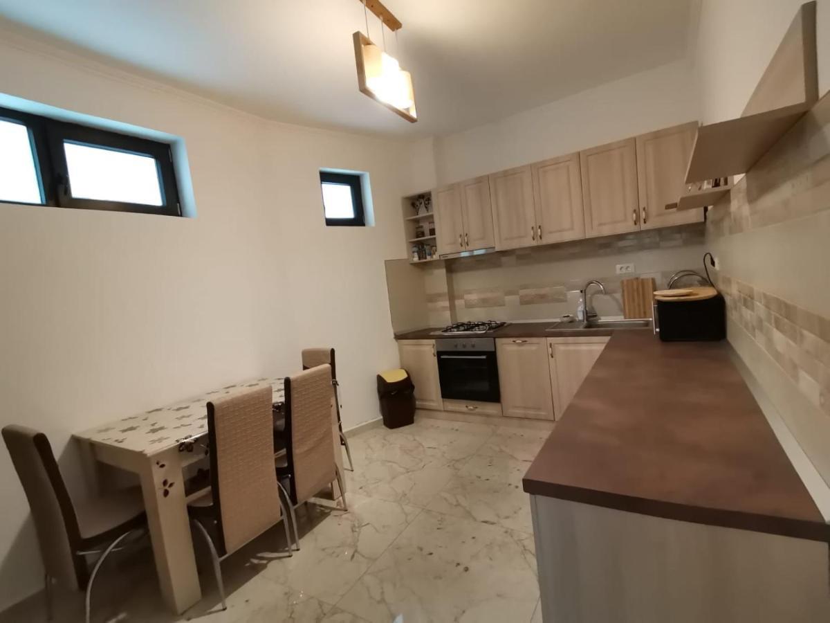 Casa Dana Olteanu Hotel Moeciu De Sus Eksteriør billede